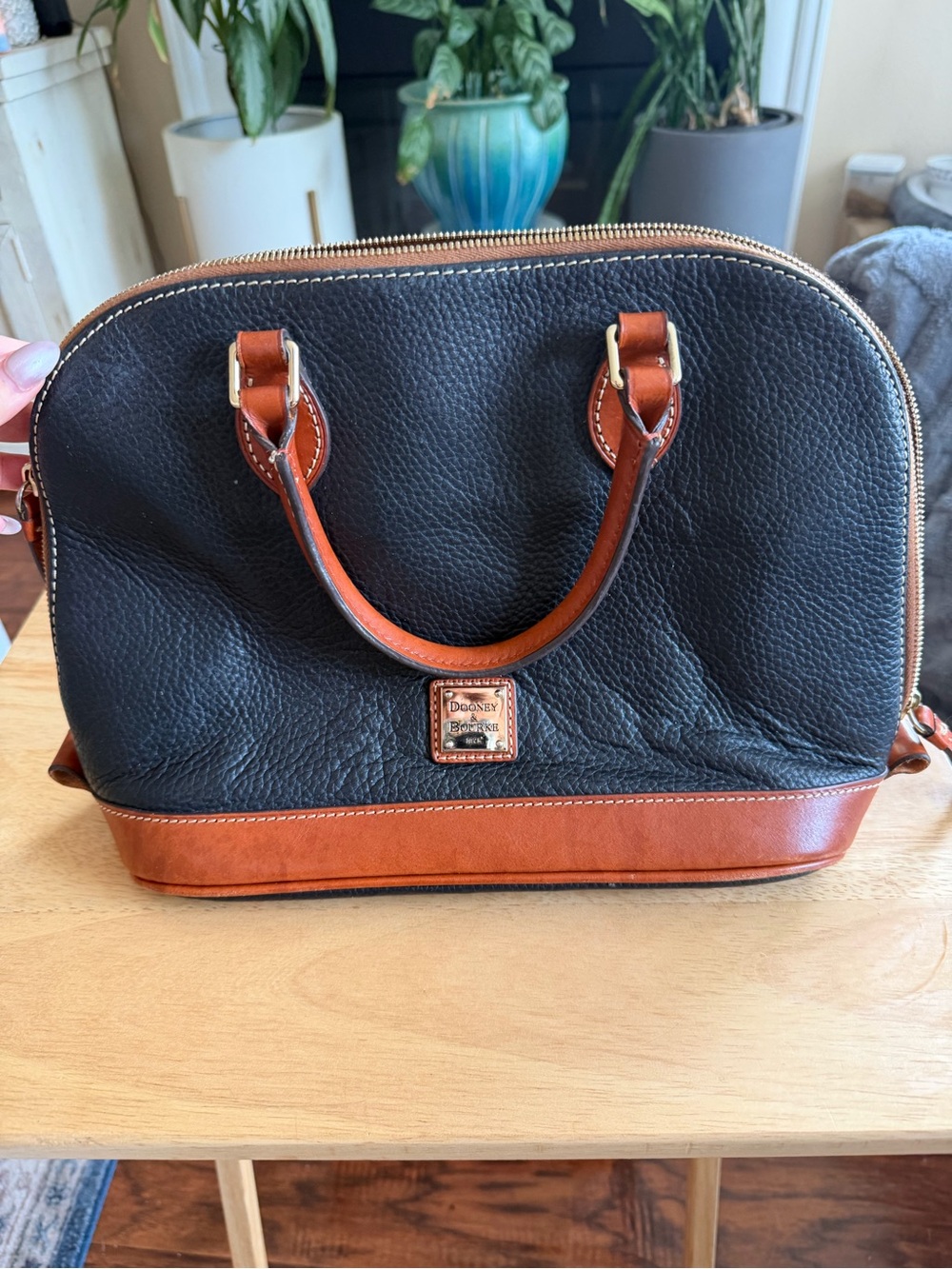 Vintage Dooney & Bourke Black Pebble Leather Satchel with Brown Trim - Picture 3 of 7